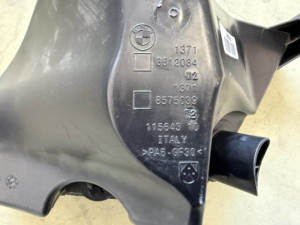 8612084 8575039 Resonador de Aire Delantero y Trasero Derecho e Izquierdo, Original Usado de Calidad para <span class=keywords><strong>BMW</strong></span> <span class=keywords><strong>G30</strong></span> 530E 2017-2023 2.0 Híbrido Gasolina - Product Image 2