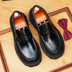 Chaussures habillées Derby élégantes pour hommes, faites à la main, design brogue, en cuir de vachette véritable, légères et souples, pour tenue de costume officielle - Product Image 6