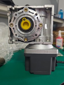 24v 48v 220v 15W 60W 90W 120W 200W 300W400W 500W 750W L Type Right Angle High Torque Brushless DC Gear <strong>Motor</strong> for Conveyor <strong>Motor</strong>