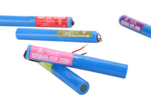 Paquete de batería de iones de litio cilíndrica 7,4 V 4500mAh 18650 2S2P-Sistema eficiente de <span class=keywords><strong>2</strong></span> cables de <span class=keywords><strong>2</strong></span> polos de alta capacidad - Product Image 3