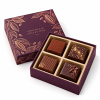 Boîte cadeau de luxe personnalisée avec couvercle rigide et base, impression dorée et plateau intérieur pour l'emballage de chocolats et de bonbons truffés