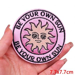 Patchs brodés thermocollants DIY à motifs de dessins animés pour vêtements, patchs personnalisés, vente en gros, patchs de haute qualité directement de l'usine - Product Image 3