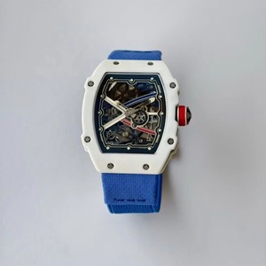 Montre mécanique squelettée automatique haut de gamme, mouvement squeletté, montre pour homme en fibre de carbone avec bracelet en nylon. - Product Image 5