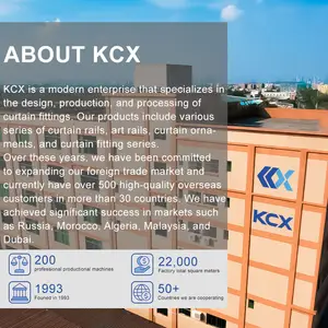 نظام خراطة التزيين KCX بحجم 95 ملم من تصميم المصنع الأصلي والتصميم الأصلي مع دبوس قابل للتعديل وخياطة بيضاء ومشابك للستائر المضفرة