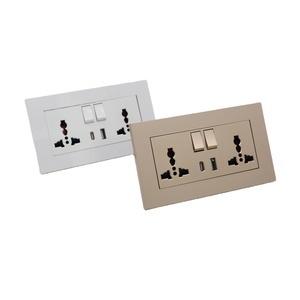 Enchufe de Pared Industrial con Clavija Europea de 250V, 1 Salida, Alta Calidad, Precio de Fábrica al <span class=keywords><strong>por</strong></span> <span class=keywords><strong>Mayor</strong></span> para Uso Doméstico y Comercial, <span class=keywords><strong>Productos</strong></span> Eléctricos - Product Image 1