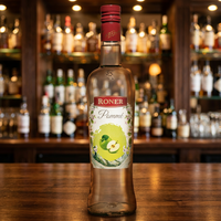 Bouteille en verre de liqueur de pomme verte Premium 0.70 Lt 6 bouteilles par boîte Herbes et alcool Ingrédients primaires