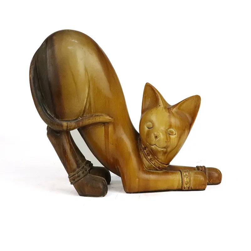 Pabrik pemasok dekorasi rumah patung kucing Resin kerajinan warna kayu imitasi kustom kreatif patung kucing Resin murah