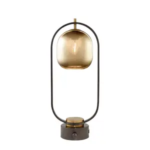Lampu Meja Antik Berkualitas Tinggi Dekorasi Bronzer Lampu Meja Kaca Amber Logam Hitam Lampu Meja E27