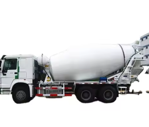 Camion malaxeur à béton HOWO d'occasion, poids lourd, 6x4, 10 roues - Product Image 6