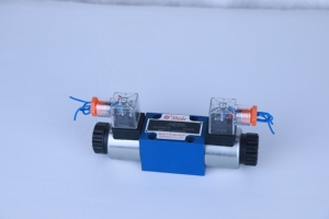 ระบบควบคุมทิศทางด้วยคันโยกไฮดรอลิกสำหรับการเปลี่ยนทิศทางที่รวดเร็ว - Product Image 4
