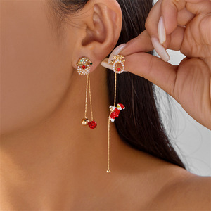 <span class=keywords><strong>Pendientes</strong></span> Colgantes <span class=keywords><strong>de</strong></span> Aleación Chapados en <span class=keywords><strong>Oro</strong></span> con Diseño Creativo <span class=keywords><strong>de</strong></span> Papá Noel Escalando, Estilo Versátil y Lindo para Mujer - Colección Navideña - Product Image 3