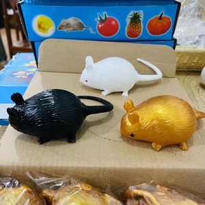 Ballon d'eau farfelu W51 pour enfants, souris amusante à presser pour soulager le stress, vente en gros créative, offre à 1 ou 2 yuans - Product Image 1