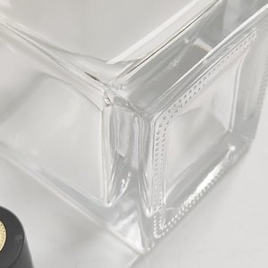 500ml paroi épaisse 850 grammes impressions personnalisées rectangle silex verre bouteilles vides avec <span class=keywords><strong>bouchon</strong></span> en liège pour vin de liqueur - Product Image 2