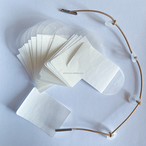 Offre Spéciale : Kit de 40 Bandes Adhésives pour Lifting Instantané Visage, Cou et Yeux – Bandes de Lifting en V pour Rides et Peau Relâchée pour Femmes, en Polyester - Product Image 4