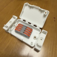 4-in-4-out Hebelkabelverbinder 32A Schraublose Steckklemme Schraubenlose Anschlussdose 250V Nennspannung PA66 Material