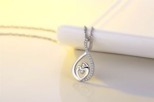 Collier pendentif pierre de naissance en zircon plaqué or 14 carats, chaîne torsadée style Singapour, pour femme, Fête des Mères - Product Image 4