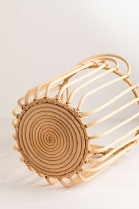 Cesta de mimbre hecha a mano para almacenamiento en interiores y organizadores, accesorio llamativo de mimbre bohemio para la colada - Product Image 3