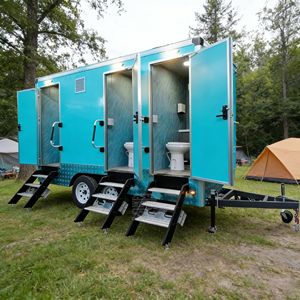 Douche mobile avec toilettes, remorque de salle de bain portable à 2 cabines pour événements et camping - Product Image 2
