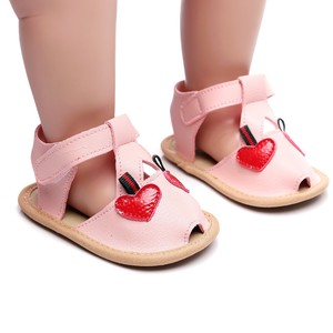 Sandali per primi passi, scarpe con suola morbida antiscivolo con ciliegie a forma di cartone animato - Product Image 2
