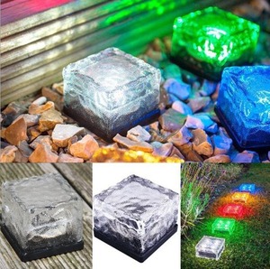 Lámpara Solar LED de Cubo de Hielo, Lámpara de Vidrio que Cambia de Color, Lámpara de Jardín Impermeable para Exteriores, Lámpara Decorativa Subterránea para Caminos y Césped - Product Image 1