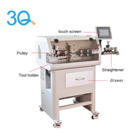 3Q Machine à couper et à dénuder les câbles multiconducteurs entièrement automatique avec bras mécanique Max 30mm2