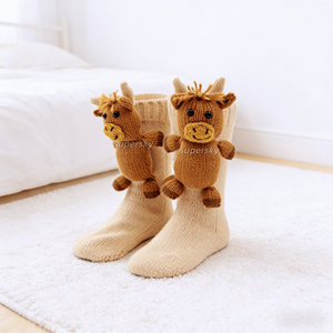 Calcetines de Piso Unisex con Diseño de Vaca de las Tierras Altas, Bordado 3D, Antideslizantes, Cálidos para Invierno, Multifuncionales para Uso Diario, Directo de Fábrica, MOQ Bajo - Product Image 2