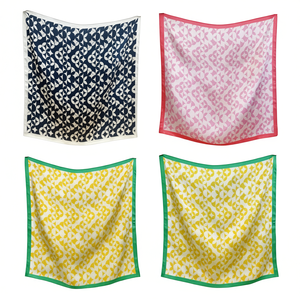 Foulard quadrato piccolo a forma di diamante 70x70 cm con stampa alla moda per donna e uomo - Product Image 1