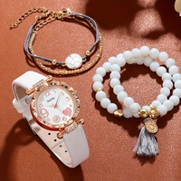 NW1496 Montre Quartz Femme Cœur Mignon