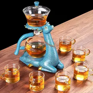 क्रिसमस एल्क आकार चाय निर्माता लोकप्रिय के साथ पूरी तरह से स्वचालित रचनात्मक गर्मी प्रतिरोधी Borosilicate ग्लास चायदानी कप सेट