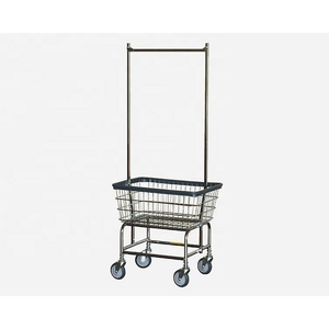 <span class=keywords><strong>Cesto</strong></span> per biancheria con ruote e pali <span class=keywords><strong>da</strong></span> appendere rimossi in filo di ferro cromato - Product Image 4