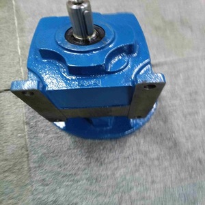 Boîte de vitesses Radicon série M M02225.0BGCC1D1.5A pour remplacement et réparation Oliver, fabrication allemande - Product Image 3
