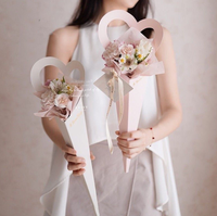 Boîte en papier pour fleurs, forme de cône, pour la Saint-Valentin, nouvelle boîte de transport pour rose unique en forme de cœur