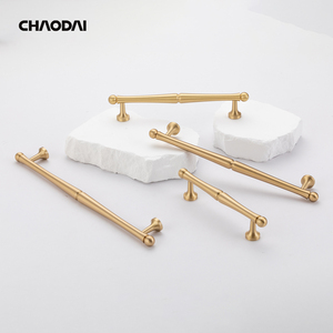 Poignées de meubles de cuisine en laiton de style européen moderne et luxueux, poignées de tiroir pour la maison, la villa, installation facile, design 3D - Product Image 1