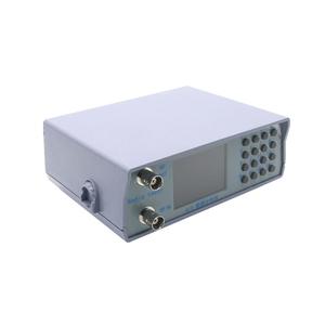 Analyseur double bande U/V VHF avec source de suivi 136-173 MHz et 400-470 MHz - Product Image 6