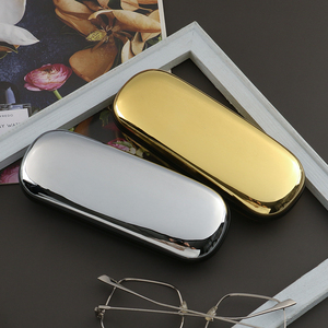 <span class=keywords><strong>Étui</strong></span> <span class=keywords><strong>à</strong></span> lunettes E88 original électroplaqué, portable, résistant <span class=keywords><strong>à</strong></span> la compression, léger et petit, boîte de rangement pour lunettes de myopie et peinture - Product Image 2