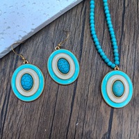 Vente en gros de magnifiques boucles d'oreilles pendantes en turquoise de style vintage doré, collier pour femmes, bijoux