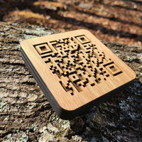 Carte en bois RFID gravée et découpée au laser faite à la main pour les médias sociaux