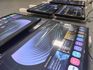 Téléviseur intelligent LCD extérieur étanche IP65 de 65/75/86 pouces avec écran tactile, haute luminosité, fonction SDK, affiche numérique, USA, garantie 1 an - Product Image 3