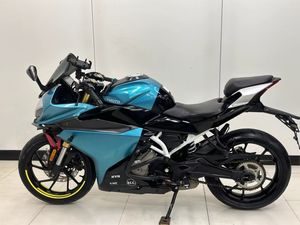 Motocyclettes d'occasion <span class=keywords><strong>2021</strong></span> CFmoto SR250 Motos <span class=keywords><strong>250cc</strong></span> à essence, motos sportives, motos de course, motos de rue - Product Image 4