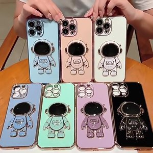 Étui de support d'astronaute 3D de galvanoplastie de luxe pour l'utilisation de bureau de téléphone X/Xr/Xs Max 6/7/8 Plus - Product Image 2