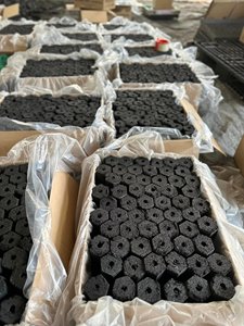 VENTE EN GROS NOIX DE COCO BBQ CHARBON DE BOIS SANS FUMÉE SANS ODEUR POUR LE CHAUFFAGE POUR BRÛLER MEILLEUR VENDEUR DU VIETNAM EN 2023 - Product Image 6