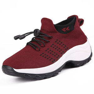 Nouvelles Baskets Tendances pour Femmes Grandes Tailles, Printemps-Été, Chaussures de Sport Respirantes à Tige en Maille Tricotée, Chaussettes Confortables - Product Image 4