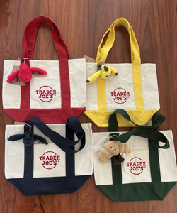 Tas Belanja Kanvas Katun Mini Biru Muda Pink dengan Logo Bordir Kustom, Aksesoris Tas Hadiah Permen, Tas Trade Joes - Product Image 4