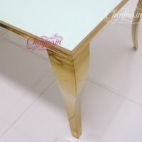 Tables et chaises de réception rectangulaires modernes de luxe en verre transparent et acier inoxydable doré, fabriquées en Chine pour événements