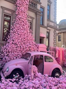 Fiore Artificiale Floyd Rose per il Festival di Qixi, Decorazione Murale a Cascata di Rose Fatta a Mano, Impermeabile e Lavabile, Popolare su Internet per Check-in - Product Image 5