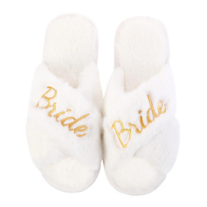 Pantofole da <span class=keywords><strong>sposa</strong></span> con cinturino incrociato da donna per il giorno del matrimonio traspirante e soffice pantofola ricamata bianca - Product Image 1