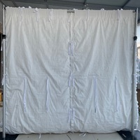 YXFW046 Rosige Blumen Künstliche Blumenwand Hintergrund 3D Weiße Federwand Aufrollbar 8ftx8ft Blumenwand für Hochzeitsdekoration
