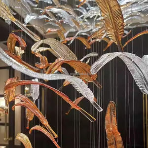 맞춤형 디자이너 미래 지향적 인 대형 계단 장식 호텔 조명 예술적 무라노 유리 깃털 LED 교수형 샹들리에 - Product Image 5