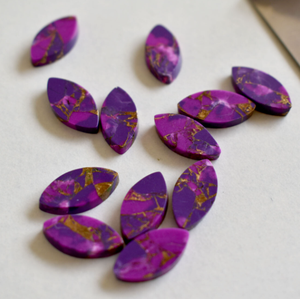 Piedra Preciosa Plana en Forma de Marquesa de Cobre Púrpura Natural con Efecto Ojo de Gato, Marca AMARA, para Fabricación de Joyería DIY, Aretes, Anillos y Colgantes - Product Image 3