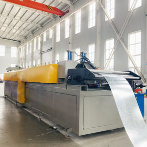Máquina formadora de rollos de estante de paleta de almacenamiento de acero <span class=keywords><strong>Precio</strong></span> en línea de fabricación de estantes de <span class=keywords><strong>supermercado</strong></span> de China - Product Image 2
